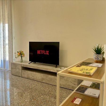 Casa Aurelio 2 Min Dall'Ospedale Неграр Екстериор снимка